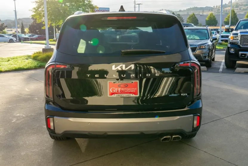 2025 Kia Telluride SX Prestige photo 1