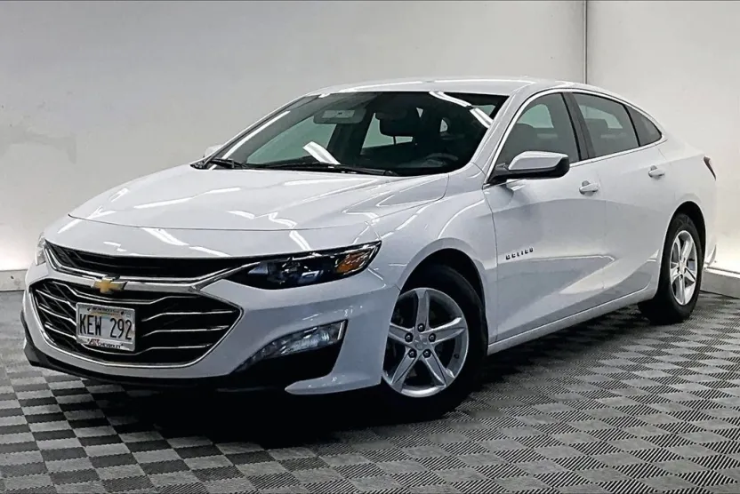 2022 Chevrolet Malibu 1LT photo 1