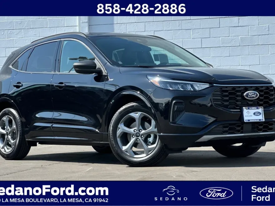 2024 Ford Escape ST-Line photo 1