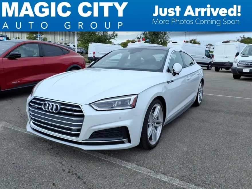 2018 Audi A5 2.0T Premium Plus Quattro photo 1
