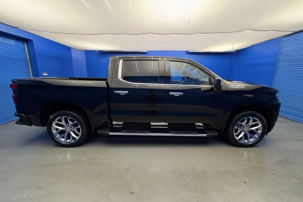 2020 Chevrolet Silverado High Country photo 1