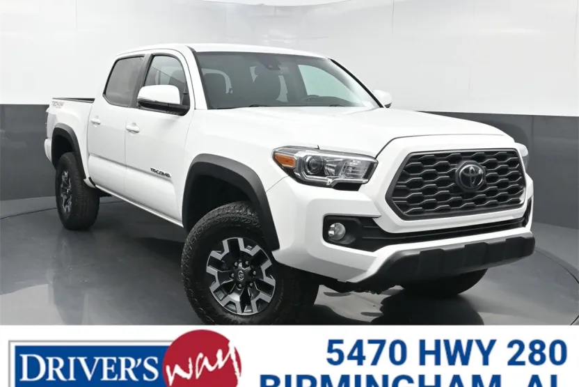 2022 Toyota Tacoma TRD Off-Road photo 1