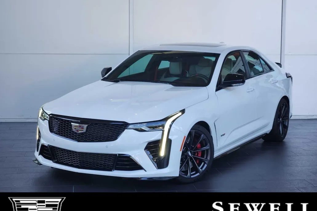 2022 Cadillac CT4 photo 1