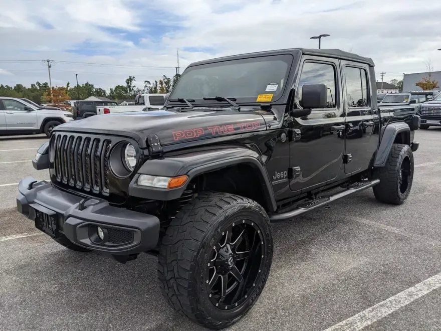 2021 Jeep Gladiator Sport photo 1
