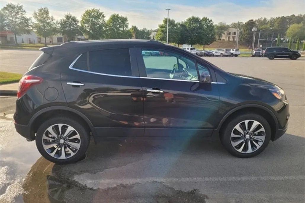 2022 Buick Encore Preferred photo 1