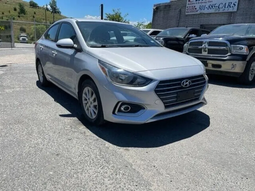 2019 Hyundai Accent SEL photo 1