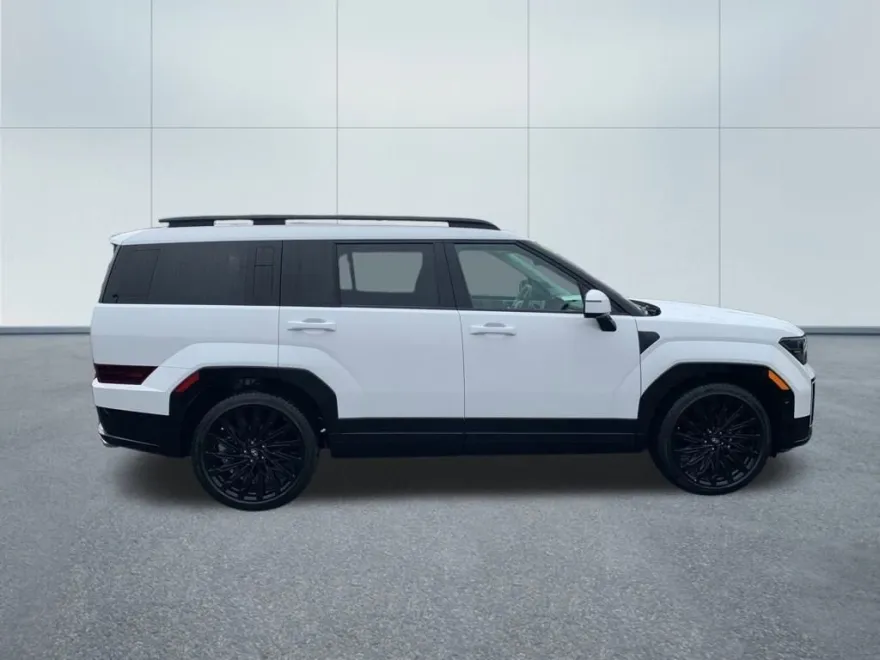 2025 Hyundai Santa Fe Calligraphy photo 1