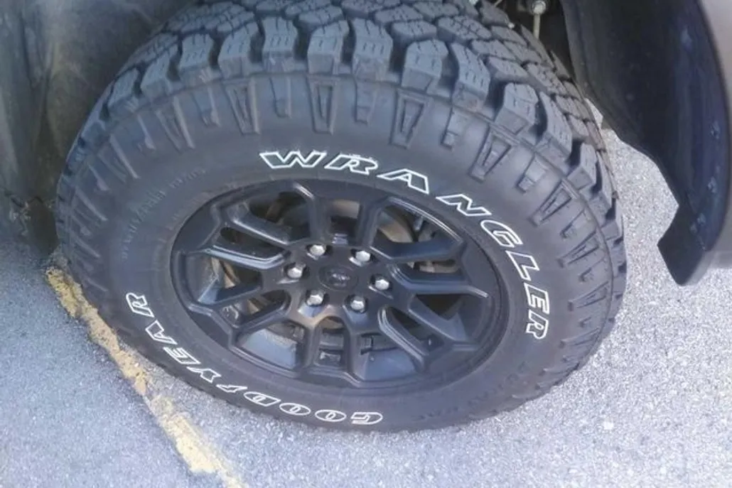 2025 Ram 1500 Rebel photo 1