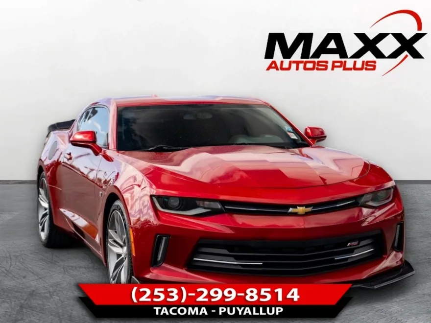 2016 Chevrolet Camaro 1LT photo 1