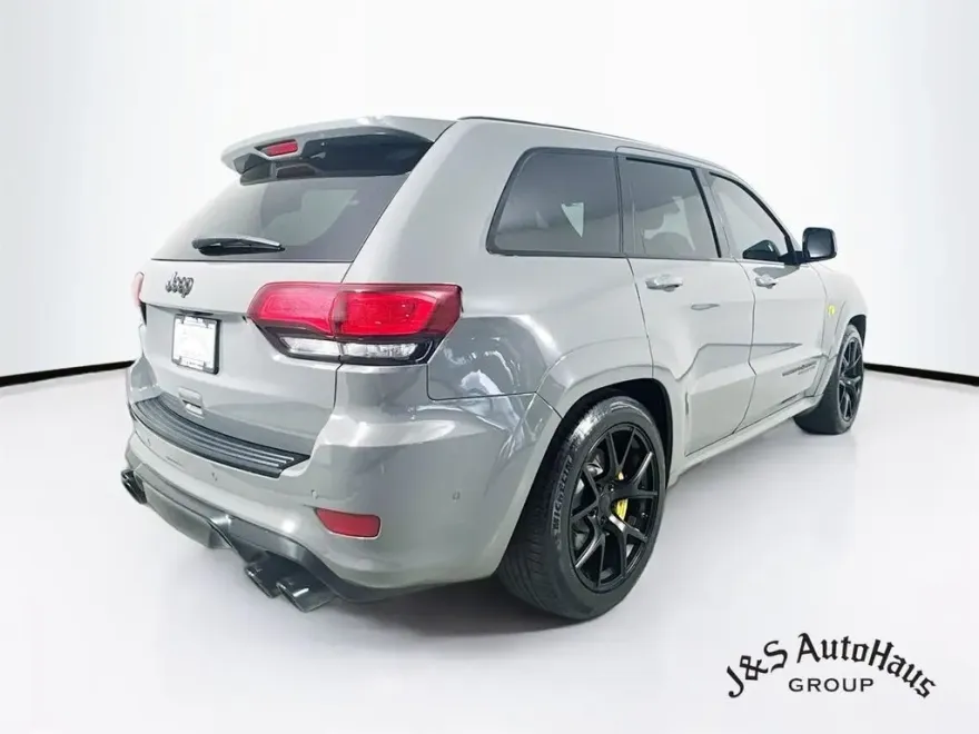 2021 Jeep Grand Cherokee Trackhawk photo 1