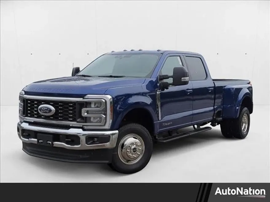 2026 Ford F-350 XLT photo 1