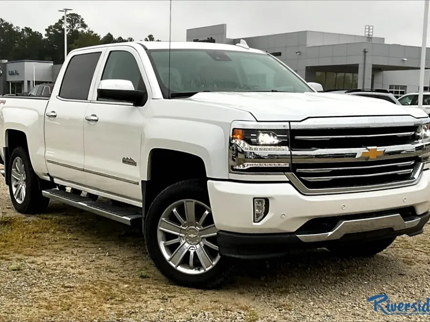 2018 Chevrolet Silverado 1500 High Country photo 1
