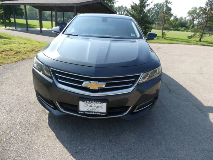 2019 Chevrolet Impala 1LT photo 1