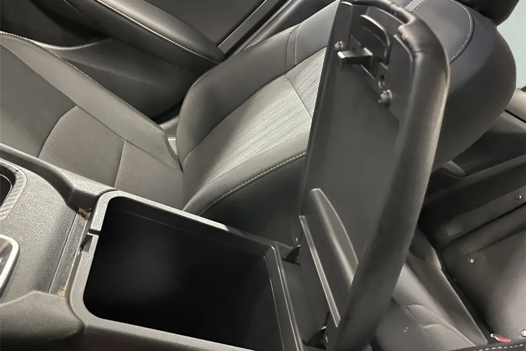 2025 Nissan Sentra SV photo 1