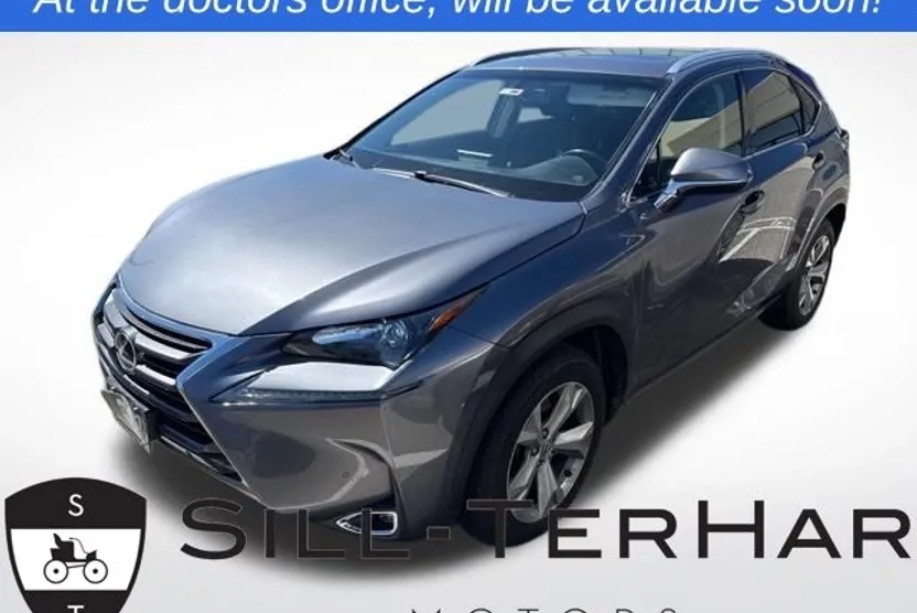 2017 Lexus NX 200t Luxury photo 1