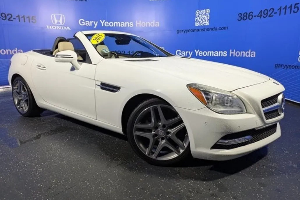 2015 Mercedes Benz SLK 250 photo 1