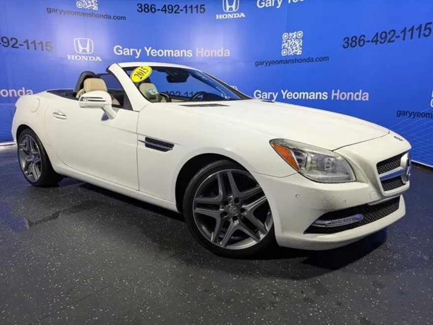 2015 Mercedes Benz SLK 250 photo 1