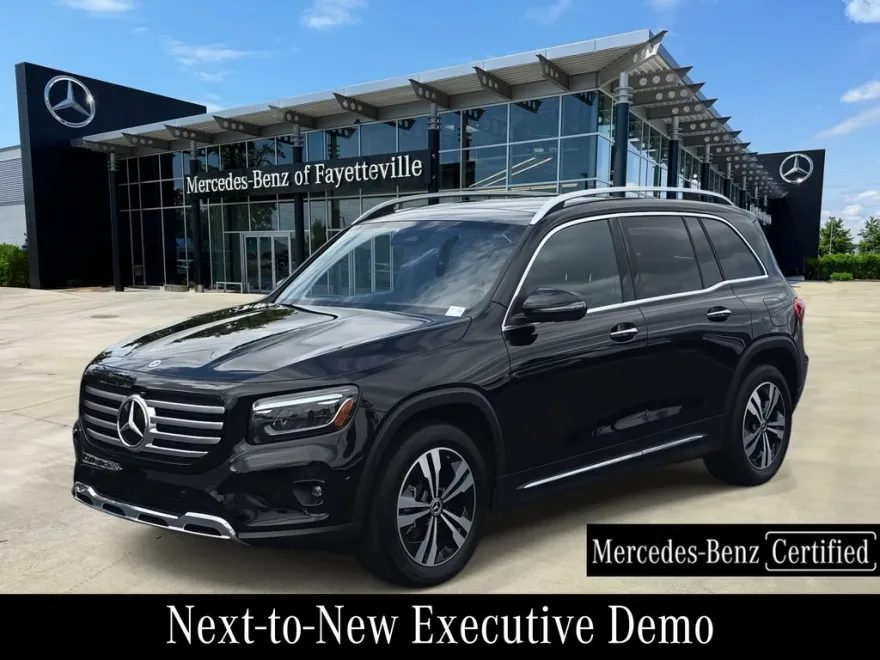 2025 Mercedes Benz GLB 250 photo 1