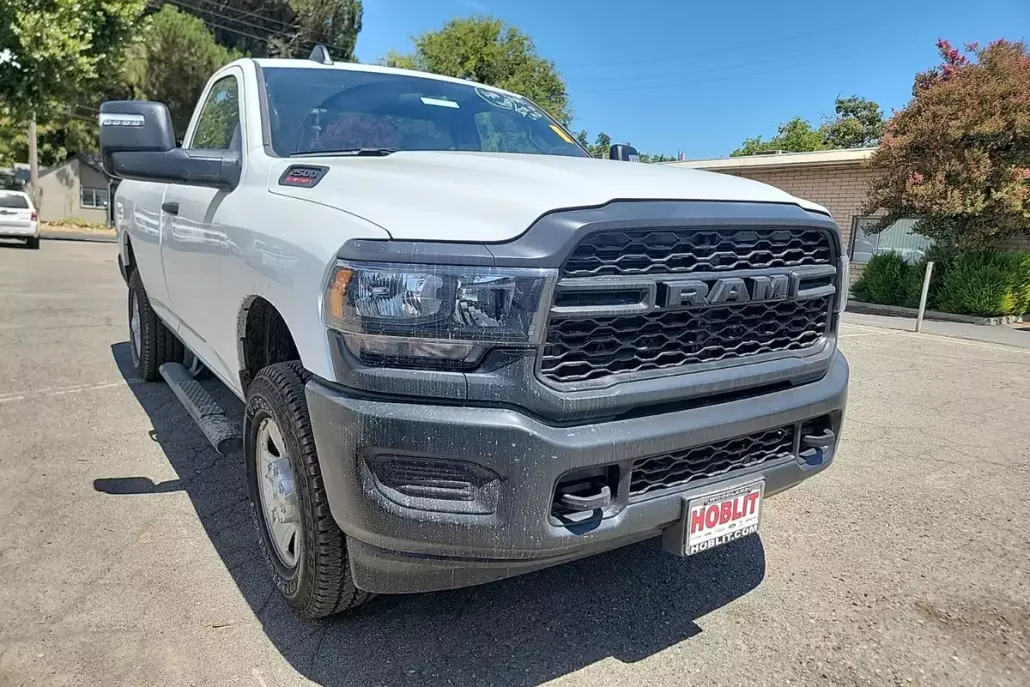 2024 Ram 2500 Tradesman photo 1