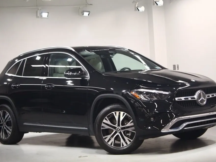 2025 Mercedes Benz GLA 250 photo 1