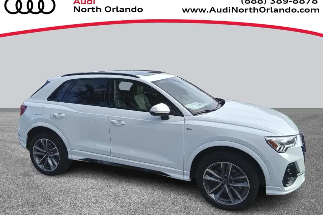 2025 Audi Q3 S line Premium photo 1