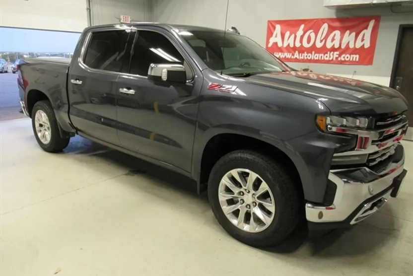 2021 Chevrolet Silverado 1500 LTZ photo 1