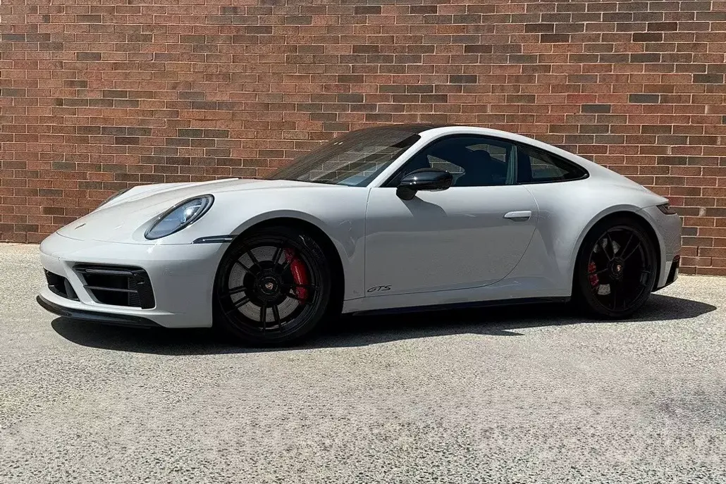 2024 Porsche 911 GTS photo 1