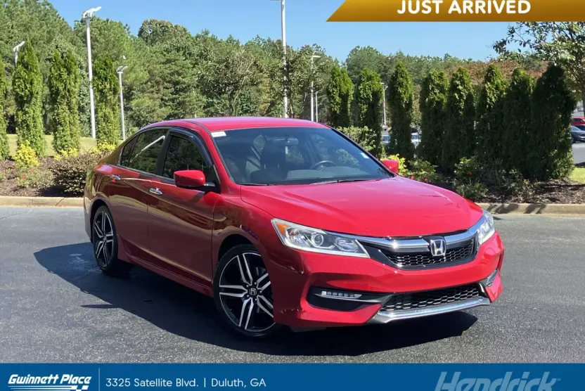 2017 Honda Accord Sport photo 1