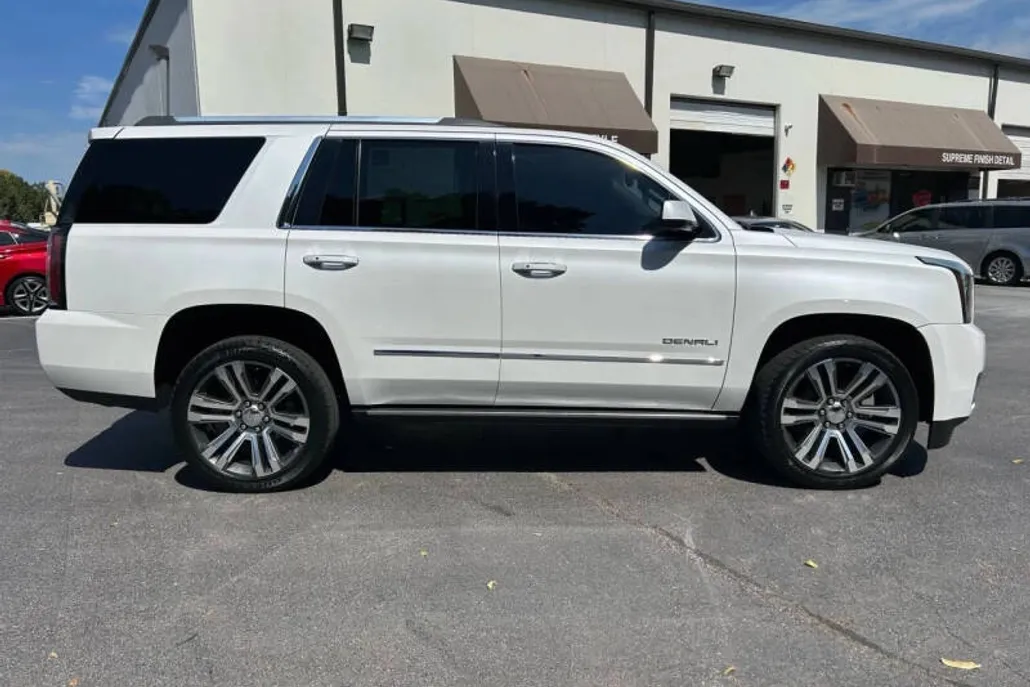 2018 Gmc Yukon Denali photo 1