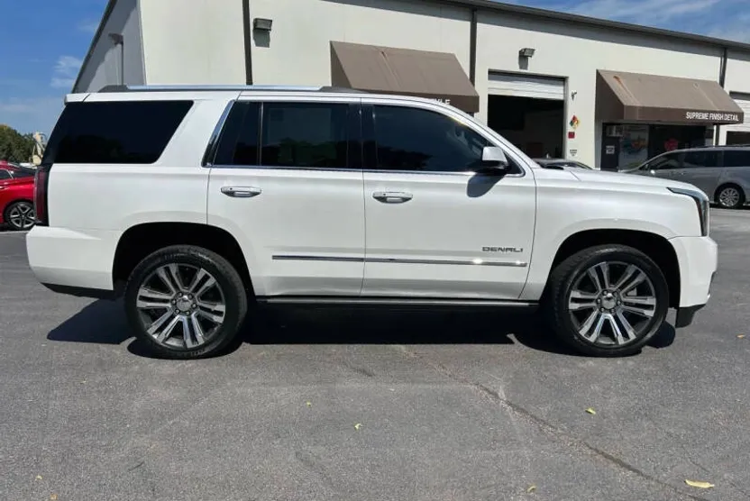 2018 Gmc Yukon Denali photo 1