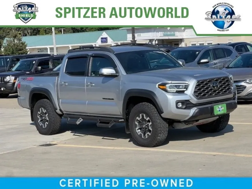 2022 Toyota Tacoma TRD Off-Road photo 1