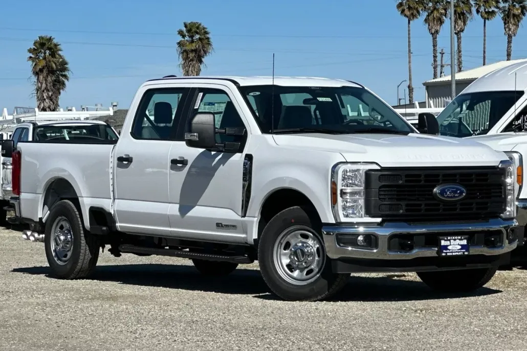 2024 Ford F-350 photo 1