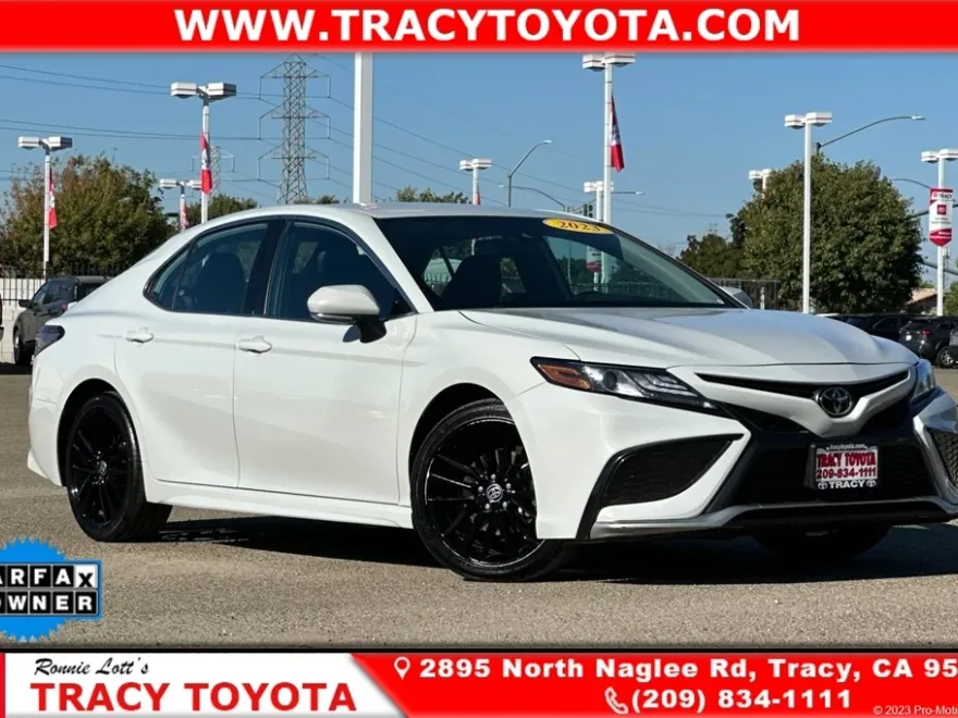2023 Toyota Camry XSE photo 1