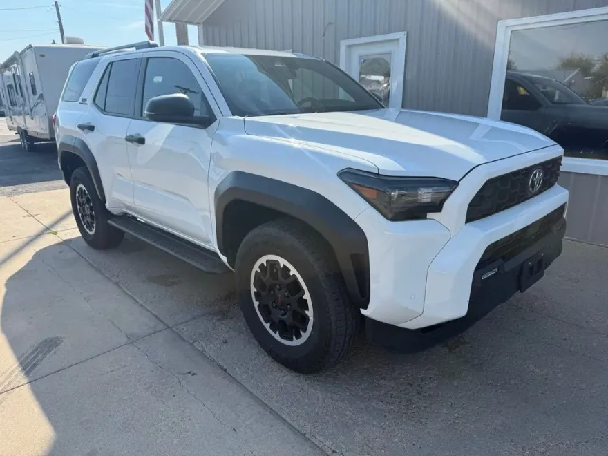 2025 Toyota 4Runner TRD Off-Road photo 1