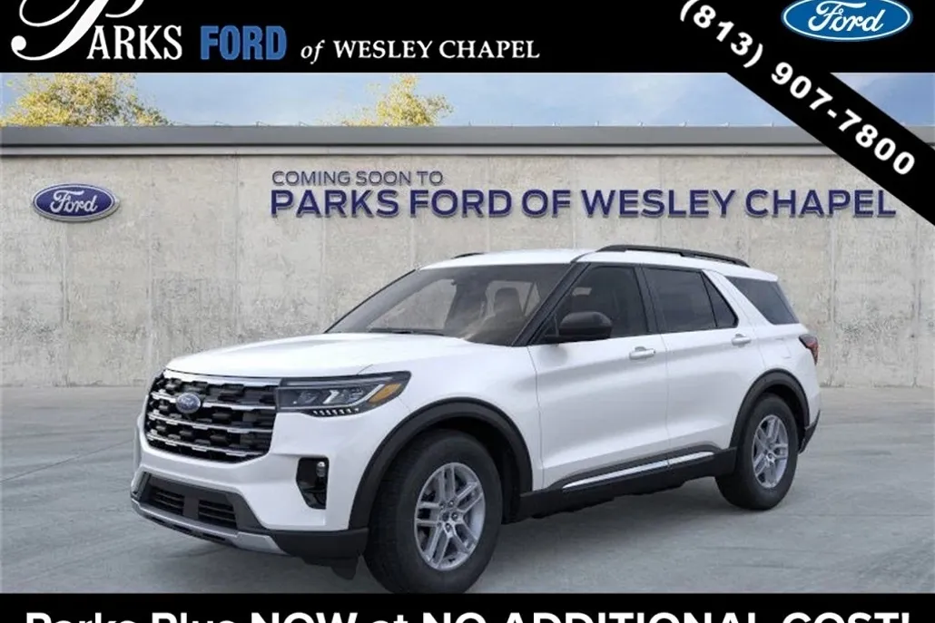 2025 Ford Explorer photo 1