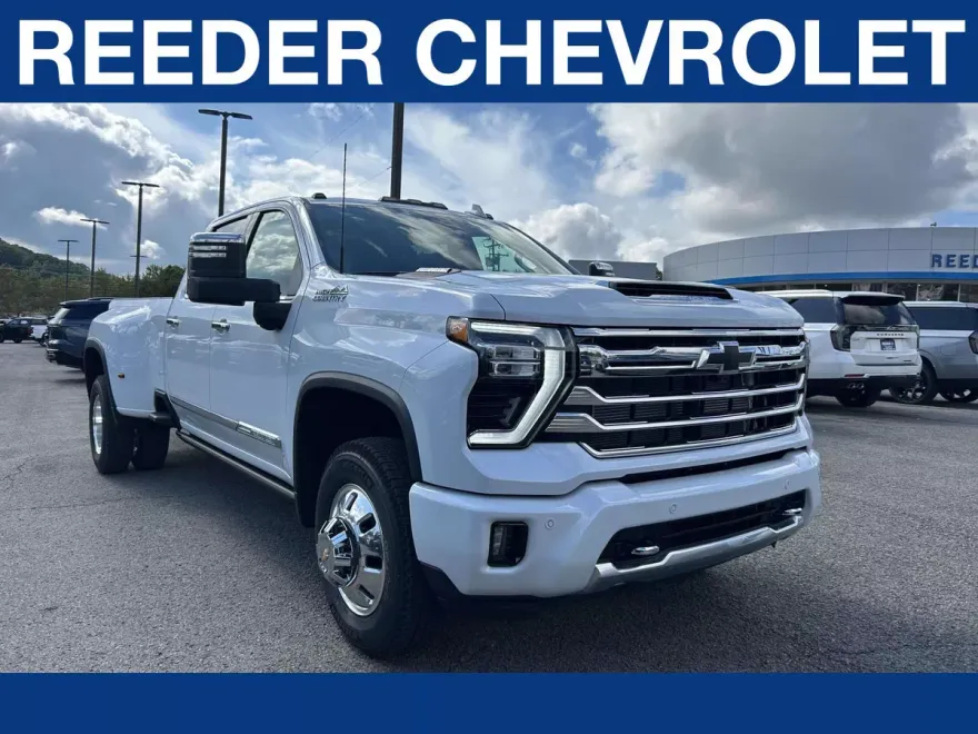 2026 Chevrolet Silverado 3500HD High Country photo 1