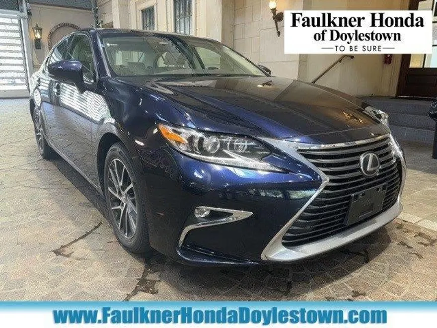 2018 Lexus ES 350 photo 1
