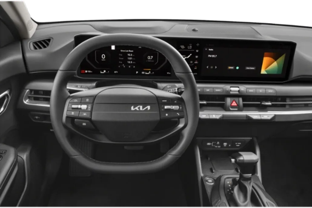 2025 Kia K4 EX photo 3