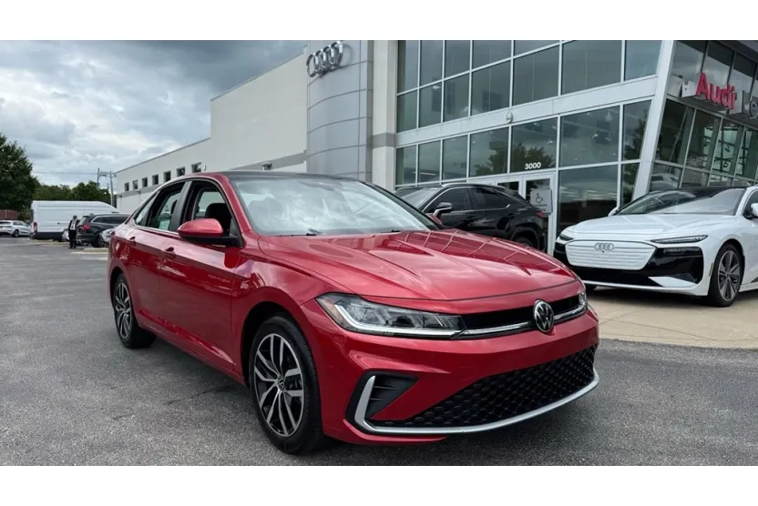 2025 Volkswagen Jetta SE photo 1