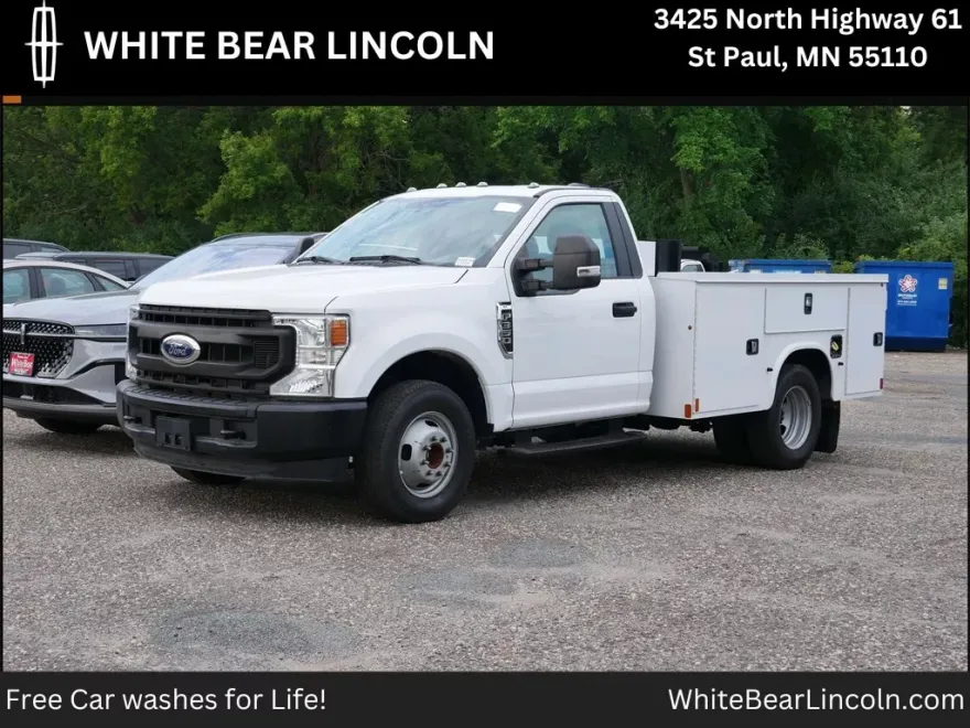 2022 Ford F-350 XL photo 1