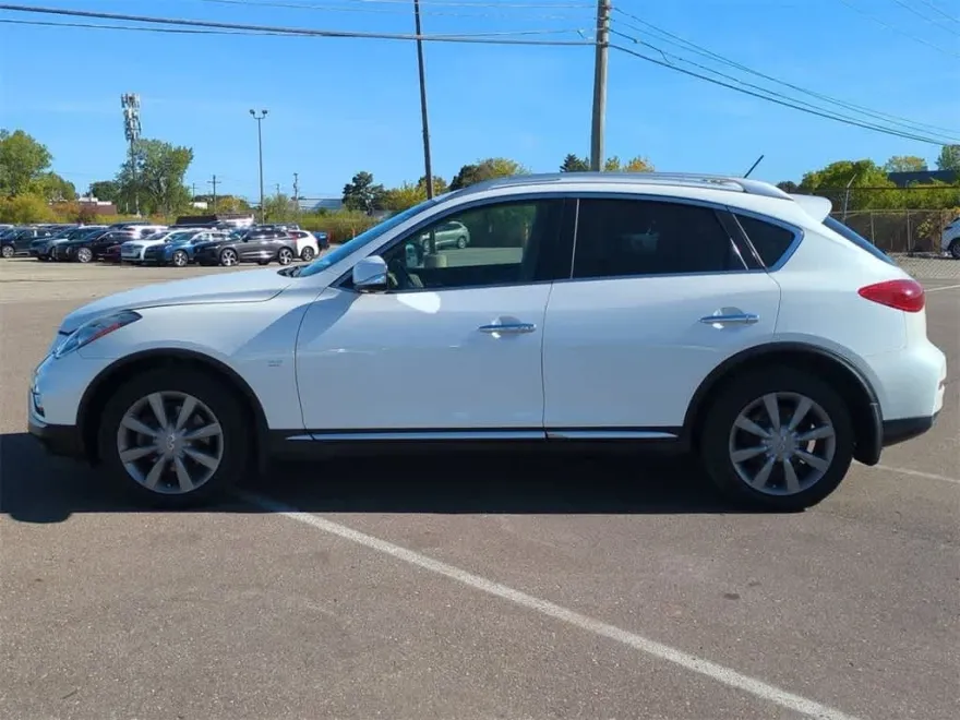 2016 Infiniti QX50 Premium photo 1
