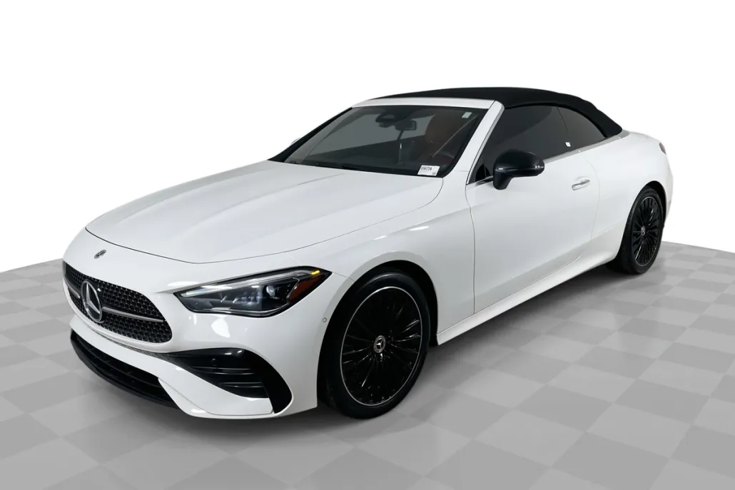 2024 Mercedes Benz CLE 300 4MATIC photo 1