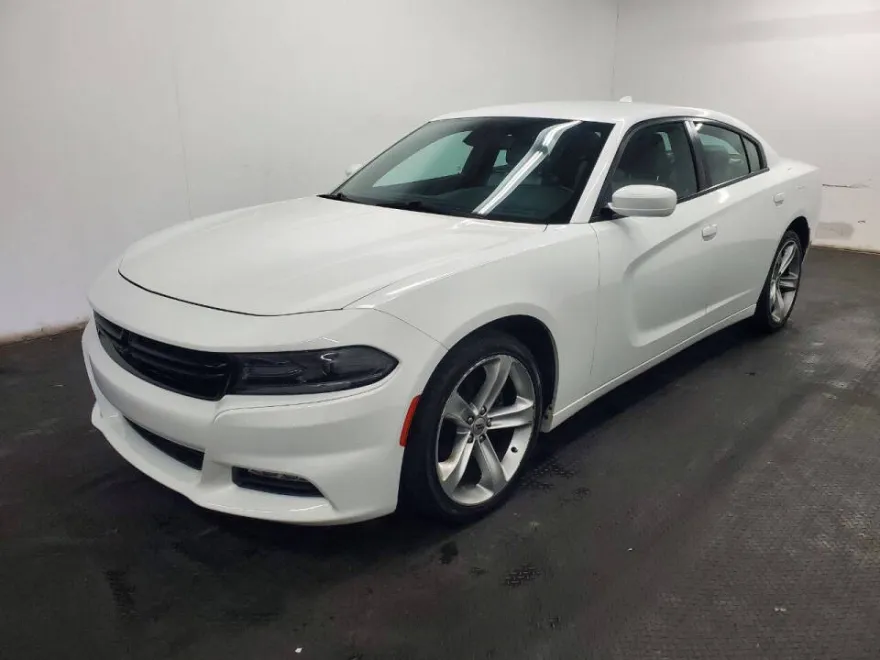 2018 Dodge Charger SXT Plus photo 1