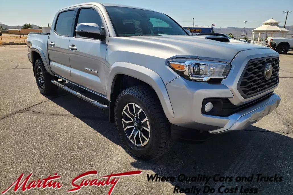2021 Toyota Tacoma SR5 photo 1