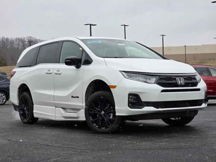 2025 Honda Odyssey photo 1