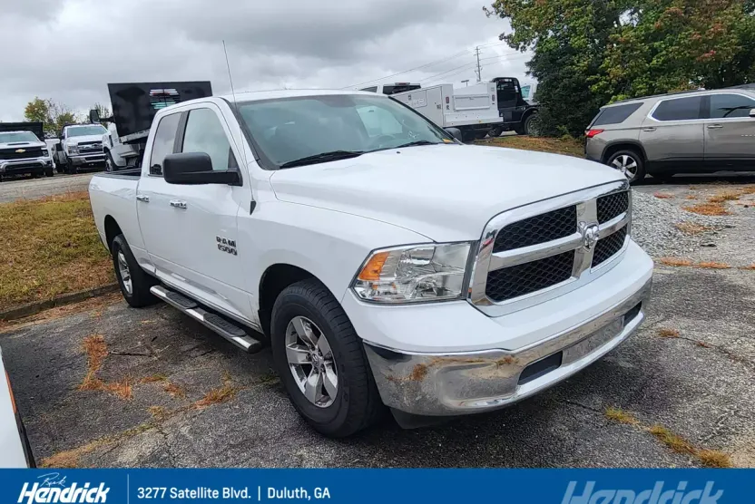 2017 Ram 1500 SLT photo 1