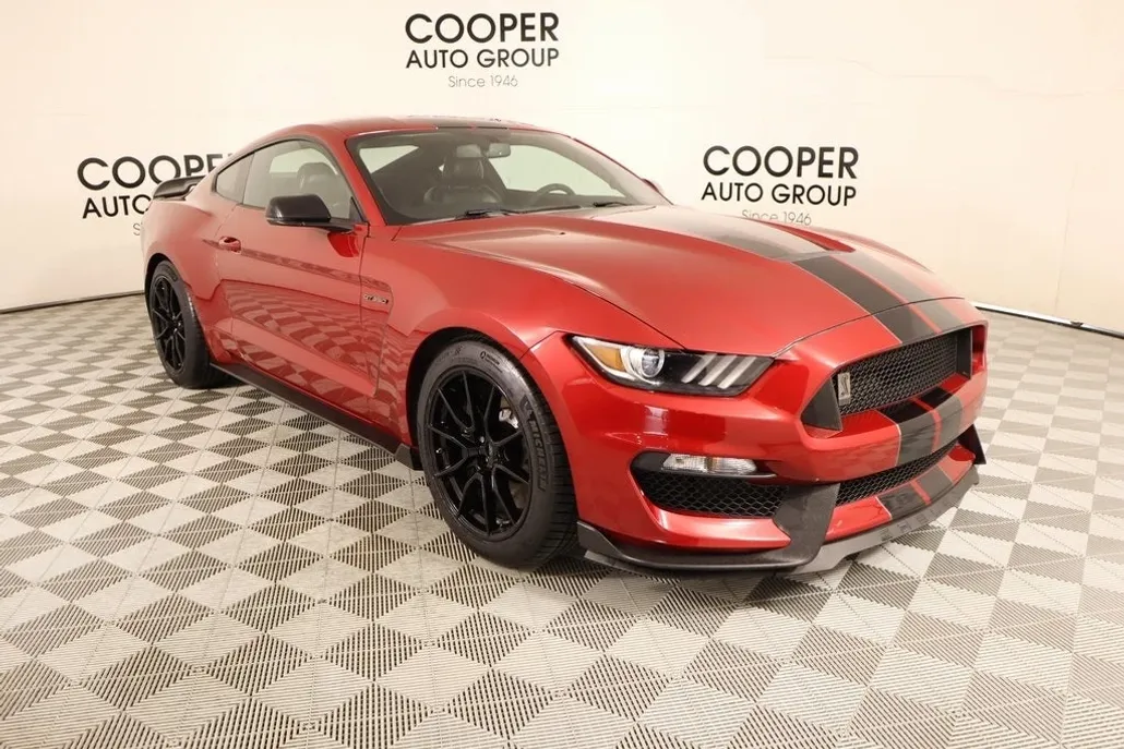 2020 Ford Mustang Shelby GT350 photo 1