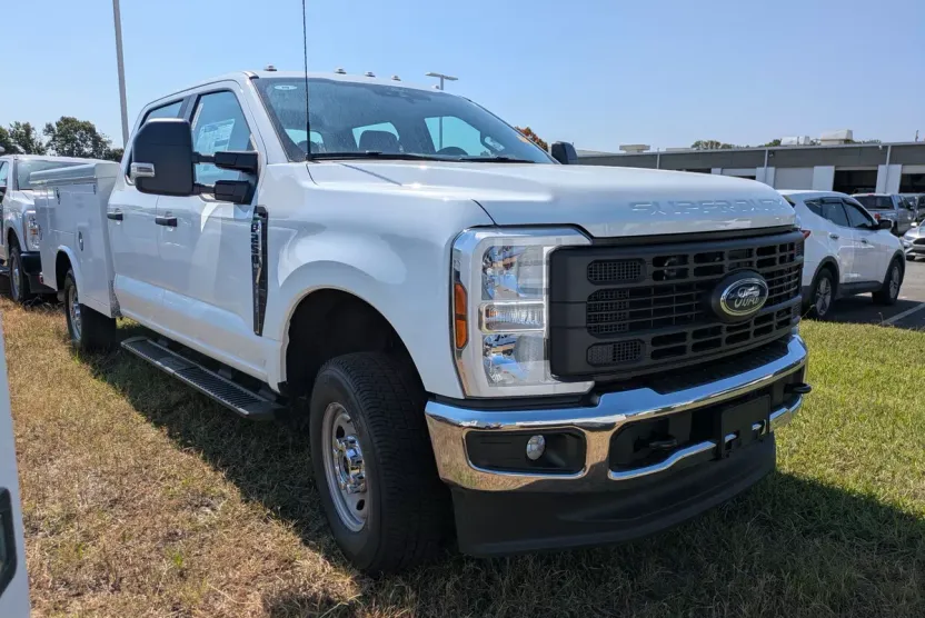 2025 Ford F-250 XL photo 1