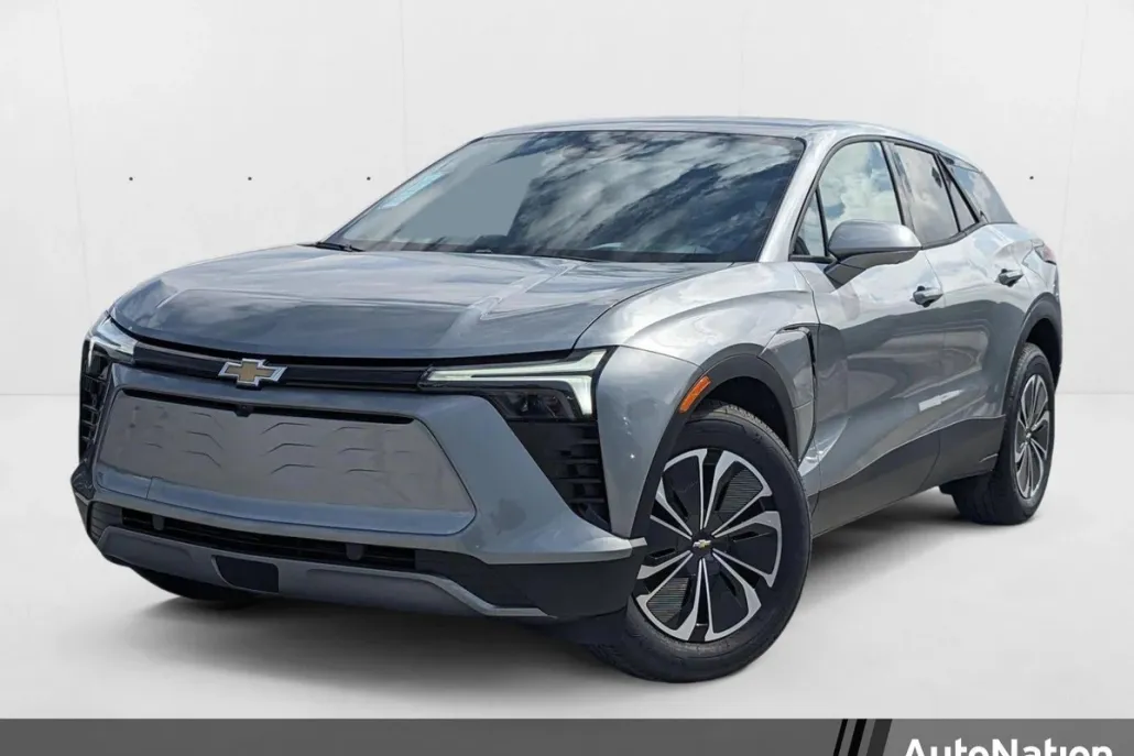 2025 Chevrolet Blazer EV photo 1