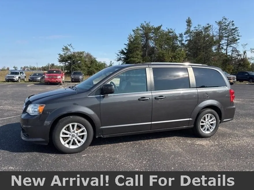 2018 Dodge Grand Caravan SXT photo 1